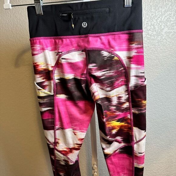 EUC Lululemon Women’s Speed Tight IV Full On Luxtreme Wind Berry Leggings - 2 - Picture 6 of 7